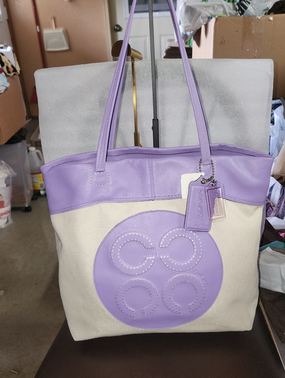 Coach Nwt Tote Bag W/ 2 Hang Tags! Large Matching leather Sripted Back & Acrylic